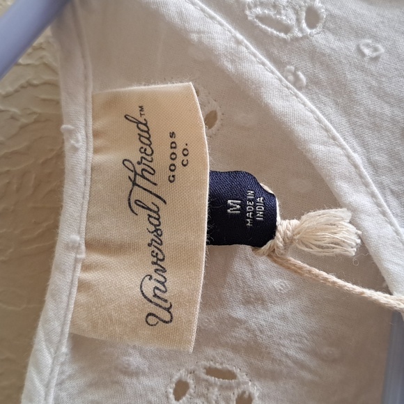 Universal Thread white blouse - Picture 3 of 4